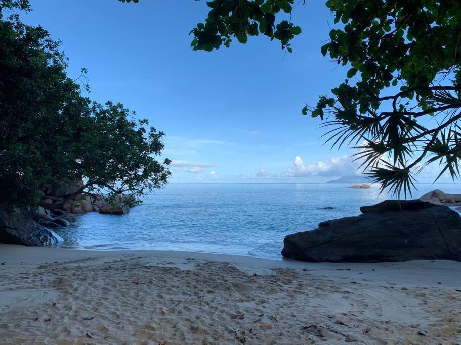 Crystal Apartments Seychelles Seaview Ground Floor Glacis  Екстер'єр фото