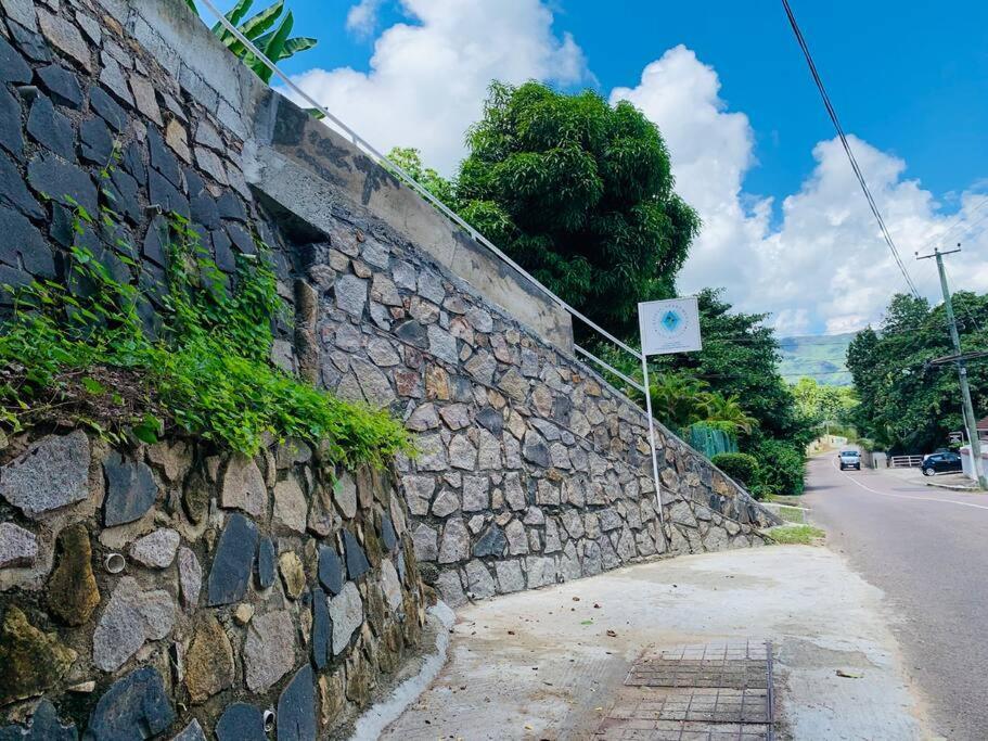 Crystal Apartments Seychelles Seaview Ground Floor Glacis  Екстер'єр фото