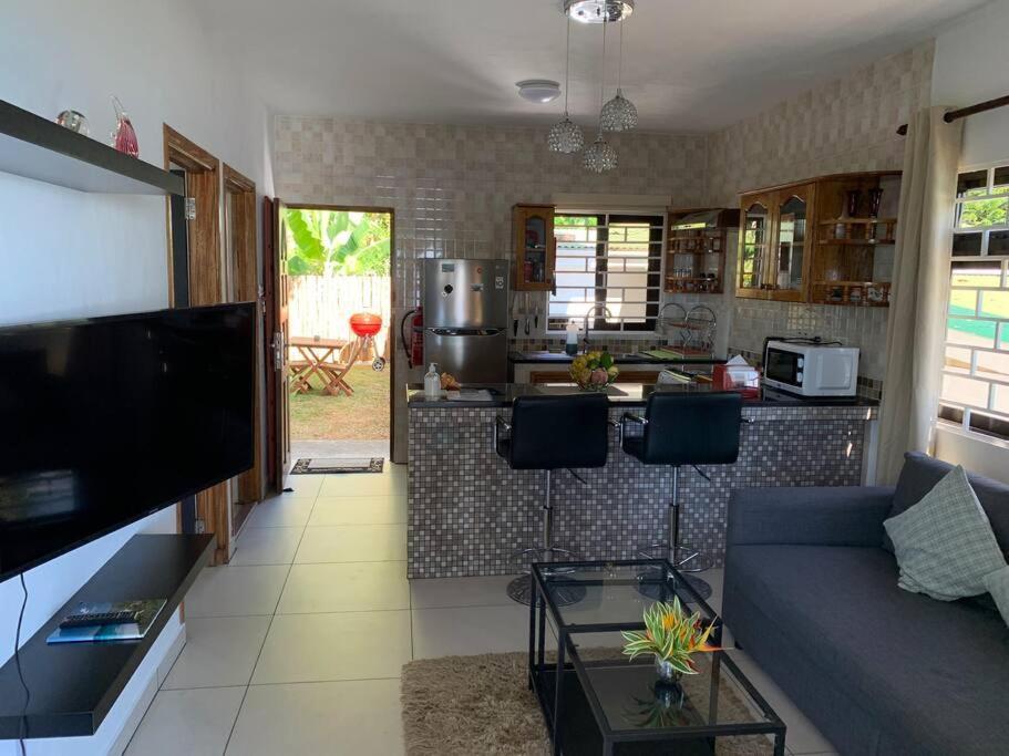 Crystal Apartments Seychelles Seaview Ground Floor Glacis  Екстер'єр фото